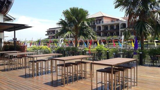 Halia Inc Coffee Bar & Restaurant